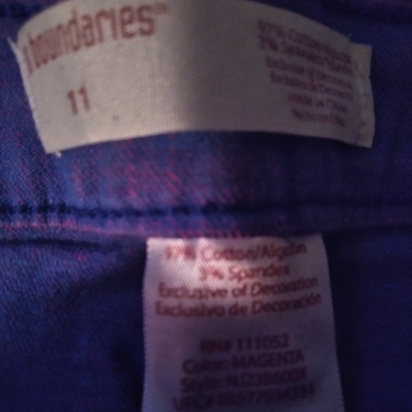 NB SHORTS - Picture 2 of 4